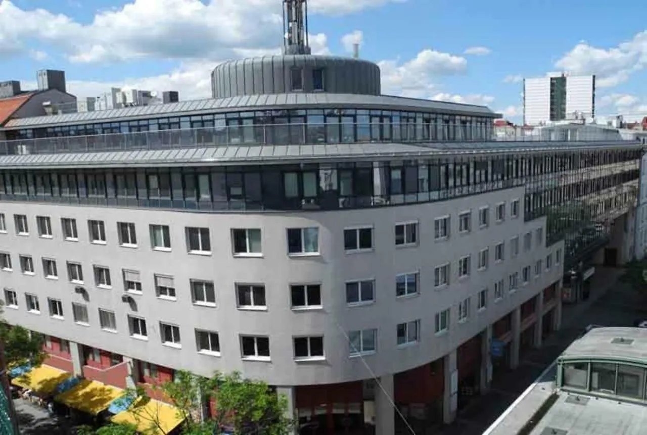 Koenig City Rooms location